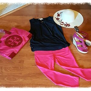 THE ORIGINAL 5 BUTTON STRETCH CAPRI